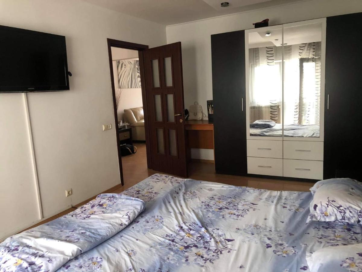 Ferienwohnung Apartament Râmnicu Vâlcea Exterior foto