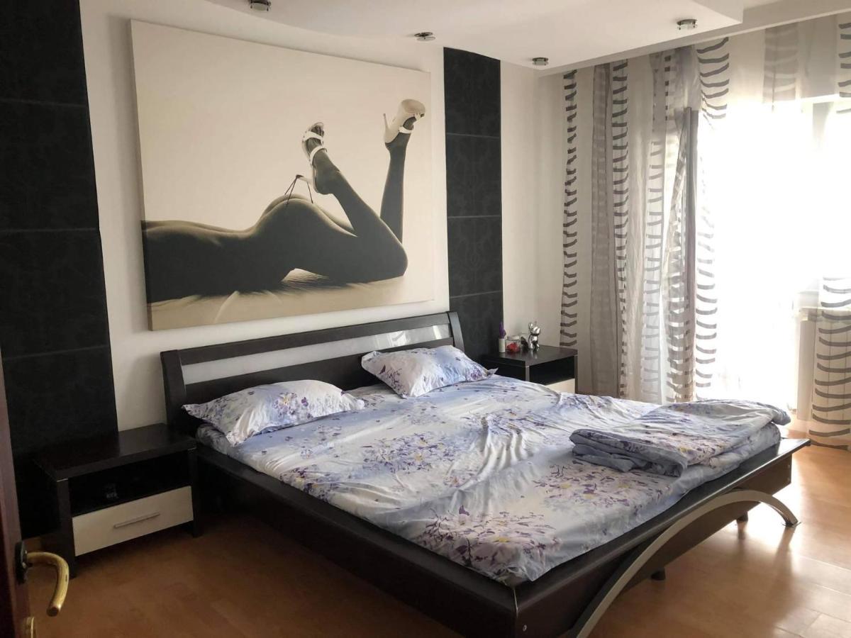 Ferienwohnung Apartament Râmnicu Vâlcea Exterior foto